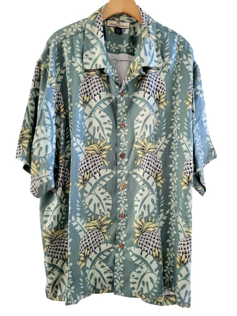 Y2k Tommy Bahama Green 100% Silk Tropical Print Pineapple Camp shirt size XL